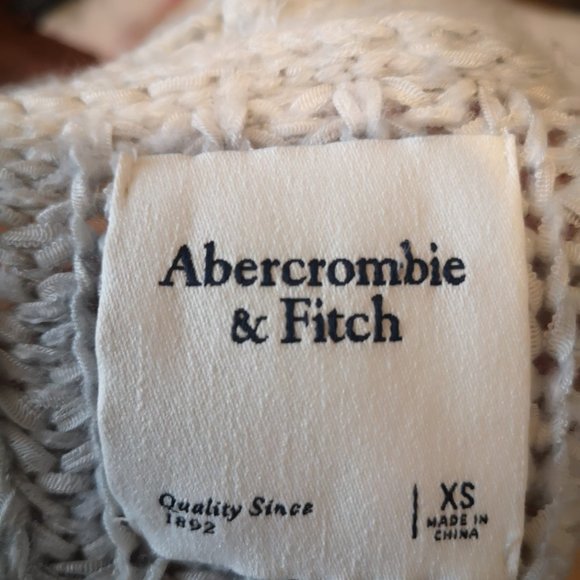 Abercrombie & Fitch classic gray vneck cardigan - Picture 6 of 11